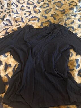 Bozzolo Black Long Sleeve Twist-Neck Top